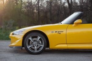 Honda S2000 CR 2008 года, в цвете Rio Yellow Pearl, Bring a Trailer