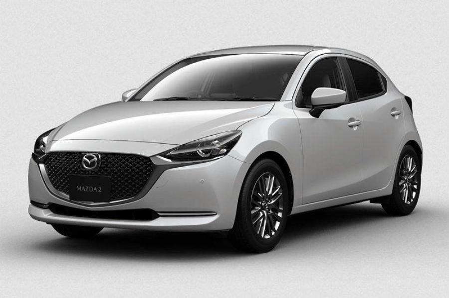 Mazda2 в особом белом исполнении для северного путешествия