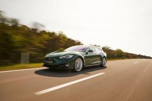 Tesla Model S 85 Performance Shooting Brake by RemetzCar