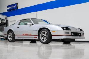 Chevrolet Camaro Z28 IROC-Z 1985 года, Bring a Trailer