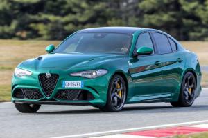 Alfa Romeo Giulia Quadrifoglio 2020 года