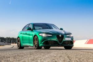 Alfa Romeo Giulia Quadrifoglio 2020 года