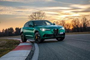 Alfa Romeo Stelvio Quadrifoglio 2020 года