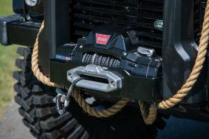 Land Rover Defender 110 SVX Spectre JB24 2015 года, Silverstone Auctions