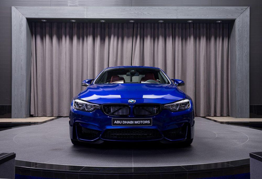 Посмотрите на дополнительное оснащение кабриолета BMW M4