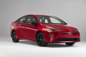 Лимитированный Prius 2020 года стал юбилейной спецсерией