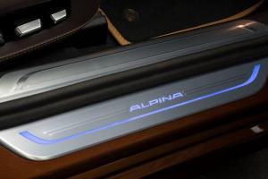 Alpina B7 Bi-Turbo 2020 года, в цвете Chestnut Bronze Metallic, Abu Dhabi Motors