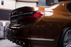 Alpina B7 Bi-Turbo 2020 года, в цвете Chestnut Bronze Metallic, Abu Dhabi Motors