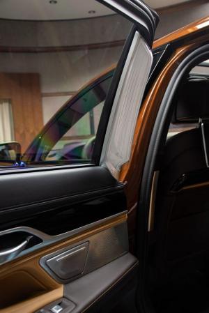Alpina B7 Bi-Turbo 2020 года, в цвете Chestnut Bronze Metallic, Abu Dhabi Motors