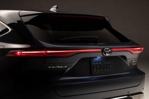 Toyota Venza Hybrid Limited 2020 года