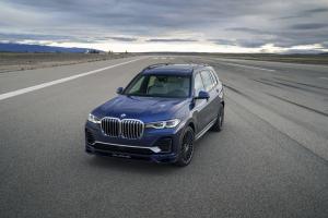 Alpina XB7 2020 года