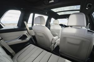 Alpina XB7 2020 года