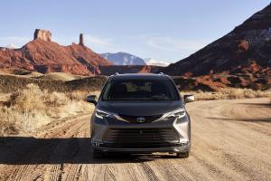 Toyota Sienna Platinum 2020 года