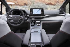 Toyota Sienna XSE 2020 года