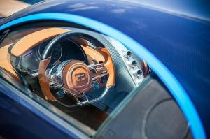 Bugatti Chiron 2017 года, в цвете Royal Blue, The Car Finders