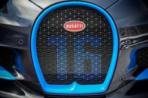 Bugatti Chiron 2017 года, в цвете Royal Blue, The Car Finders