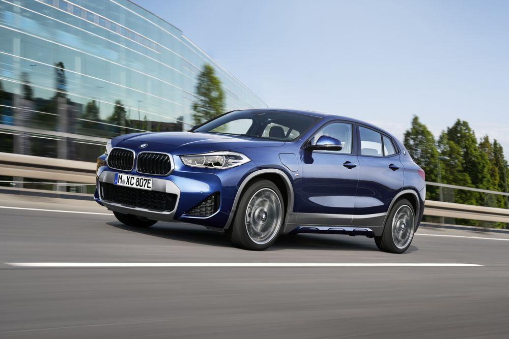 BMW X2 стал экологичнее