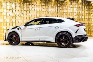 Lamborghini Urus Venatus by Mansory 2020 года, Hollman International