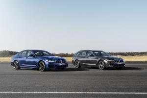 BMW 530e xDrive M Sport и BMW 530i Touring Luxury Line 2020 года