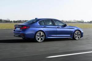 BMW 530e xDrive M Sport 2020 года