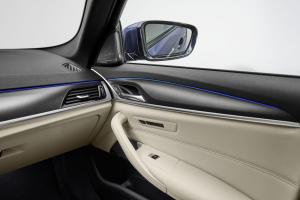 BMW 530e xDrive M Sport 2020 года