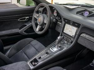 Porsche 911 GTS Cabriolet by Porsche Exclusive 2020 года, в цвете Olive Green