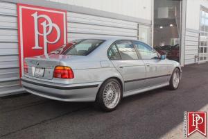 BMW 540i Sedan 1998 года, Park Place LTD