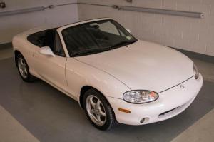 Mazda MX-5 Miata 2000 года