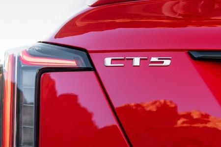 Cadillac CT5-V 2019 года
