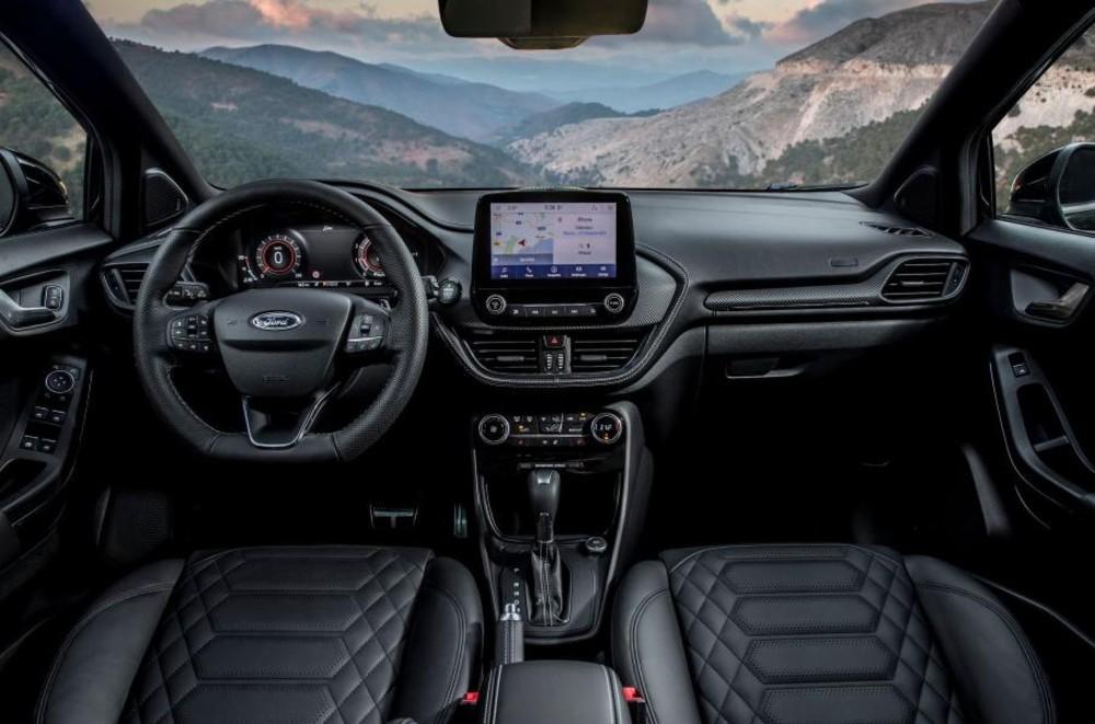 Ford Puma ST-Line Vignale 2020 года