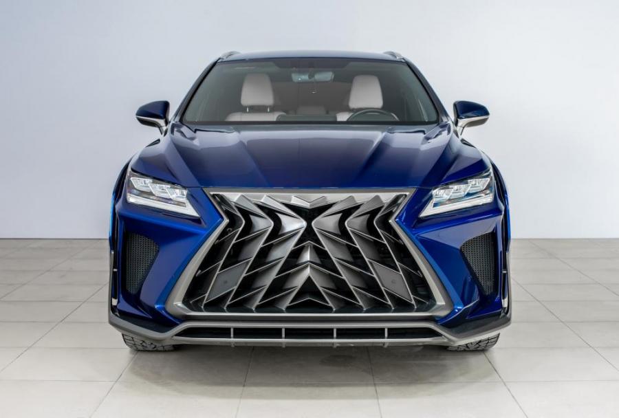 Кроссовер Lexus в хищном облике заинтересовал зарубежных дизайнеров