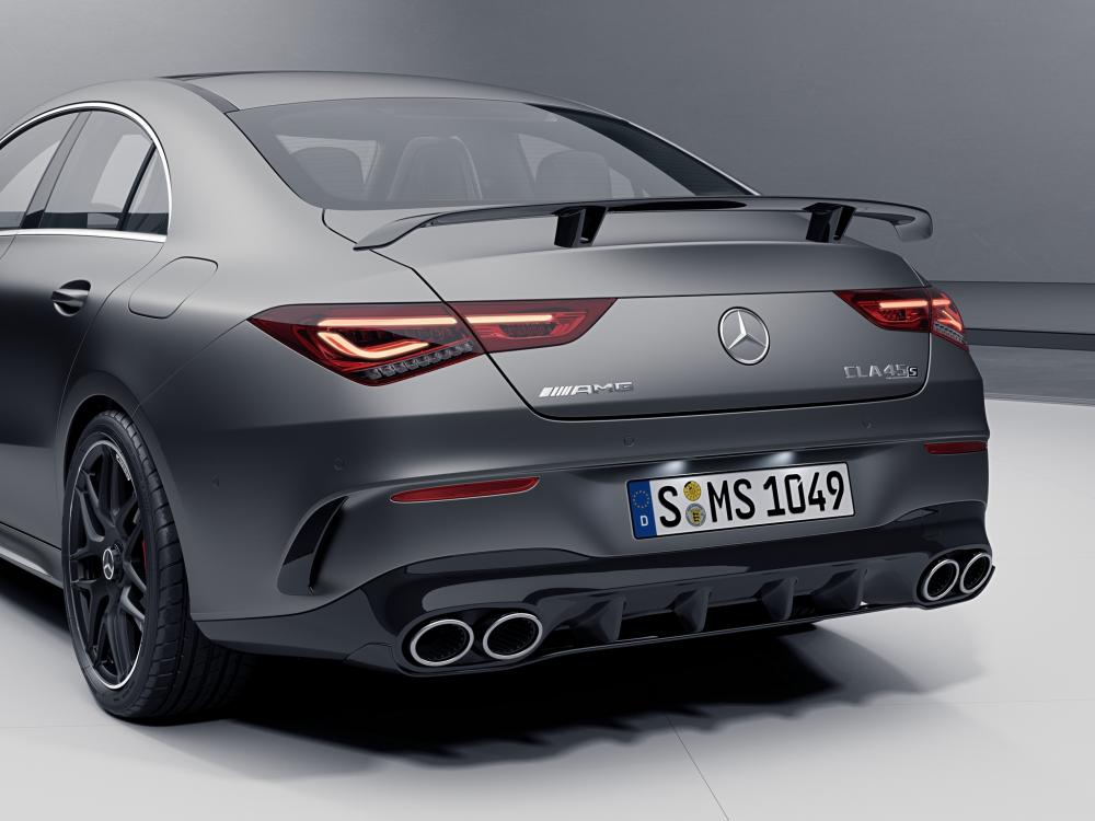 Mercedes-AMG CLA35 и CLA45 получили пакет аэродинамических доработок 