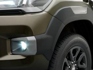Toyota Hilux Invincible Double Cab 2020 года