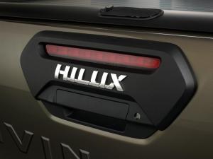 Toyota Hilux Invincible Double Cab 2020 года