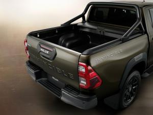 Toyota Hilux Invincible Double Cab 2020 года