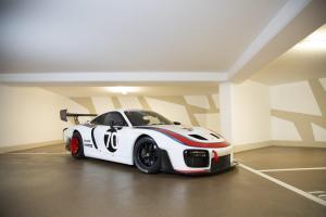 Porsche 935 Martini 2020 года, RM Sotheby's
