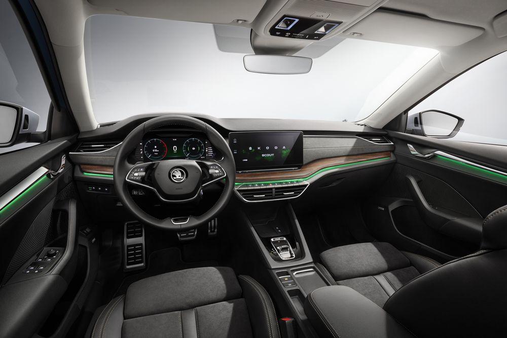 Skoda Octavia Scout 2020 года