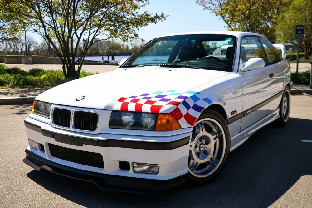 BMW M3 Lightweight 1995 года, Bring A Trailer.