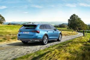 Skoda Octavia Scout 2020 года