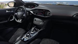 Peugeot 308 Road Trip 2020 года