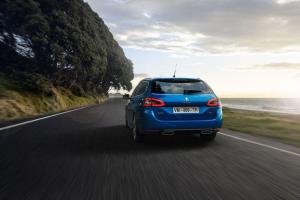 Peugeot 308 SW Road Trip 2020 года