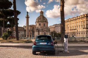 Fiat 500 la Prima 2020 года