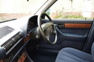 BMW 740i 1992 года