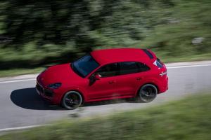 Porsche Cayenne GTS 2020 года