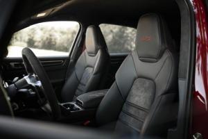 Porsche Cayenne GTS 2020 года