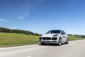 Porsche Cayenne GTS Coupe 2020 года