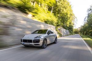 Porsche Cayenne GTS Coupe 2020 года