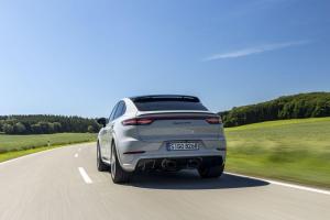 Porsche Cayenne GTS Coupe 2020 года