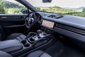 Porsche Cayenne GTS Coupe 2020 года