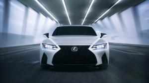 Lexus IS нового поколения изменился только внешне